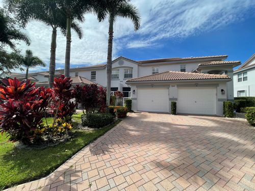 apt-2-7941 Laina Ln, Boynton Beach, FL, 33437-8425 | Card Image