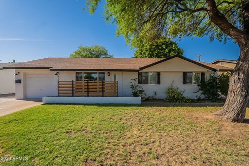 8214 E Elm Dr, Scottsdale, AZ, 85257-3026 | Card Image
