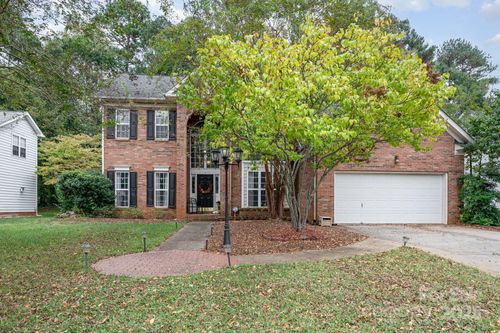 6930 Reedy Creek Rd, Charlotte, NC, 28215-6090 | Card Image