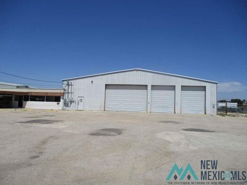 3221 National Parks Highway, Carlsbad, NM, 88220 | Card Image