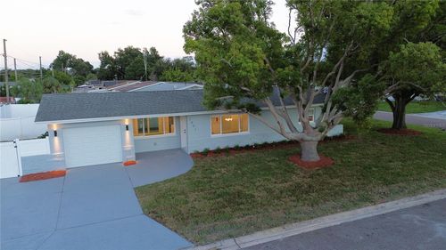 1901 57th St N, ST PETERSBURG, FL, 33710-5045 | Card Image