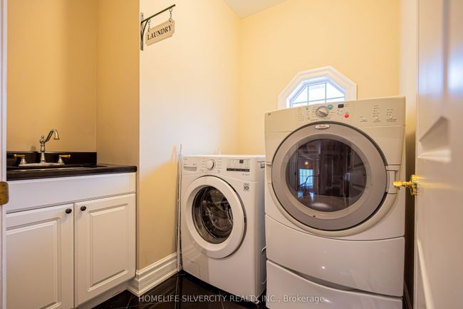 26 Jacob Brill Cres, House other with 6 bedrooms, 5 bathrooms and 4 parking in Brampton ON | Image 36