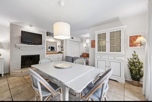 apt-6e-7640 W Greenway Blvd, Dallas, TX, 75209-5045 | Card Image