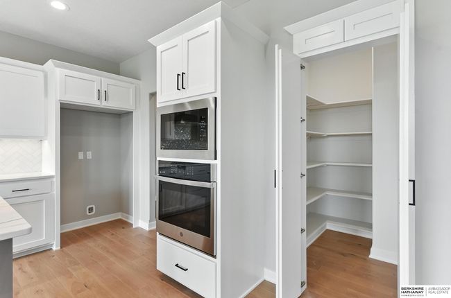 11256 S 219 Th Ave, House other with 5 bedrooms, 3 bathrooms and 3 parking in Gretna NE | Image 11