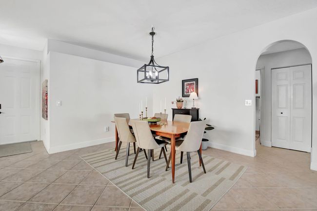 1273 Gembrook Ct, House other with 4 bedrooms, 3 bathrooms and null parking in Royal Palm Beach FL | Image 6
