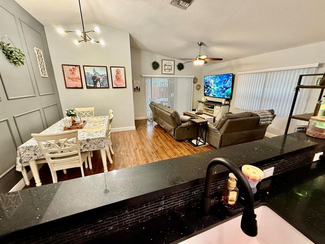 8421 Sw 41 St Ct, House other with 3 bedrooms, 2 bathrooms and null parking in Davie FL | Image 18