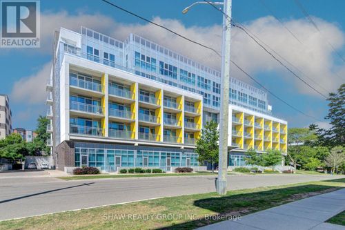 401-257 Hemlock St Street, Waterloo, ON, N2L0K2 | Card Image