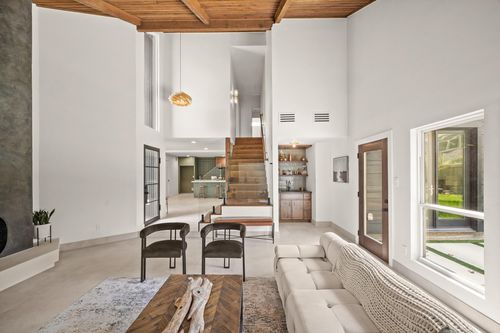 2603 Durban Dr, Houston, TX, 77043-1701 | Card Image