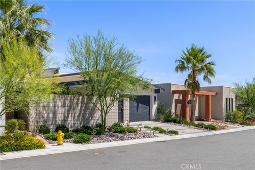 484 Fountain Dr, Palm Springs, CA, 92262-0470 | Card Image