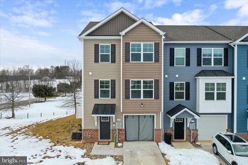 13 Olga Dr, MARTINSBURG, WV, 25403-1797 | Card Image