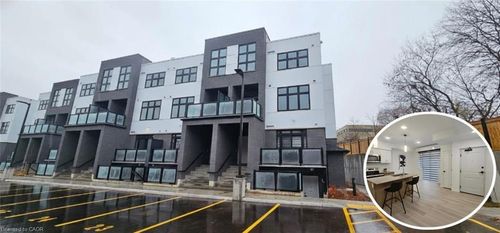 {{alt}} | Card Image