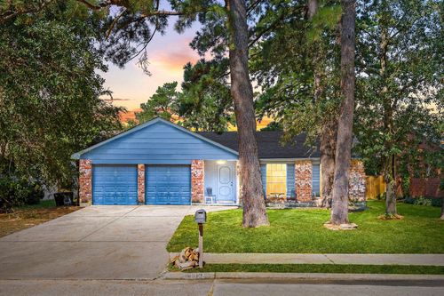 16919 Camberwell Green Ln, Houston, TX, 77070-1813 | Card Image