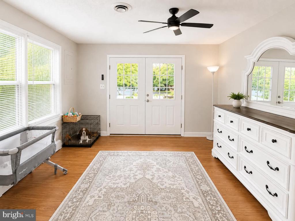 Residential in BOWLING GREEN 5
