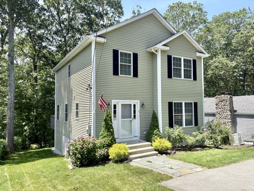 82 Bayview Rd, Niantic, CT, 06357-2004 | Card Image