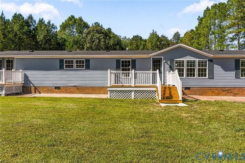 8211 Brills Rd, Mc Kenney, VA, 23872-3044 | Card Image