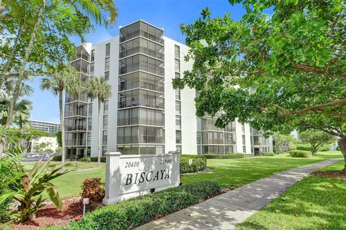 apt-118-20400 W Country Club Dr, Aventura, FL, 33180-1665 | Card Image