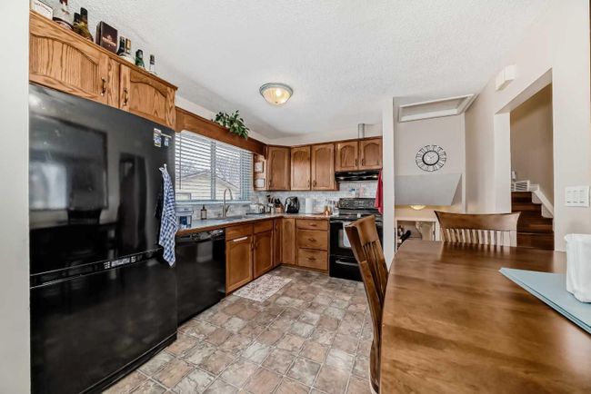 1328 Pennsburg Road Se, Home with 3 bedrooms, 2 bathrooms and 4 parking in Calgary AB | Image 17