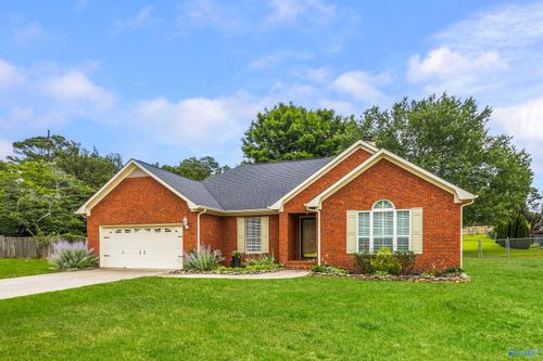 108 Longleaf Ln, Madison, AL, 35758-8326 | Card Image