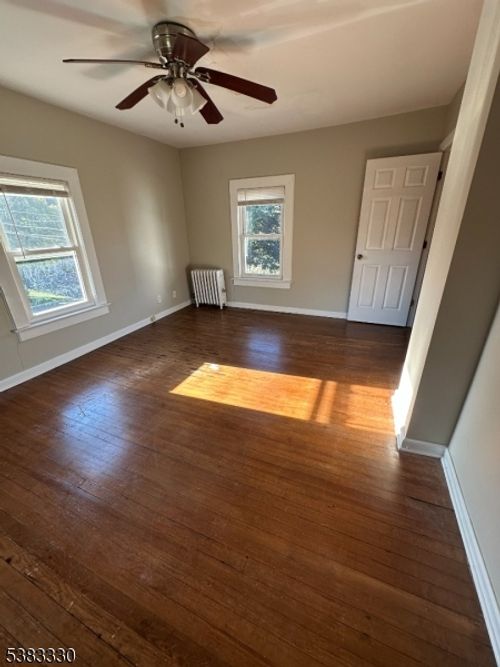 2-25 Gibbons Pl, Madison, NJ, 07940-1914 | Card Image