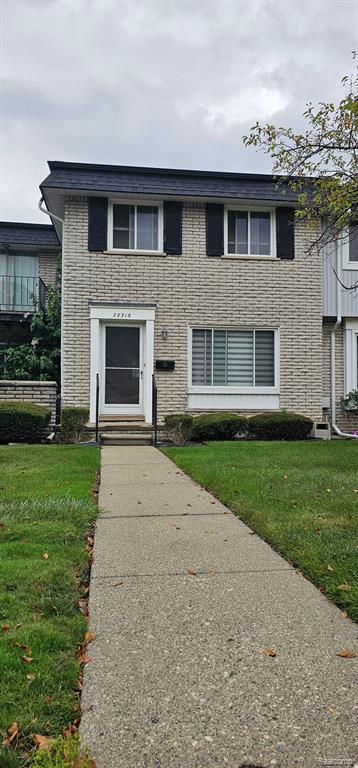 Universal Dr, Warren, MI 48092