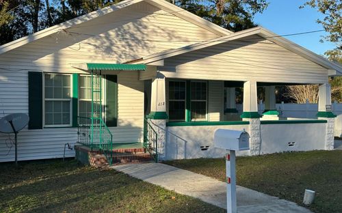 413 Se Camp St, Lake City, FL, 32025-6062 | Card Image