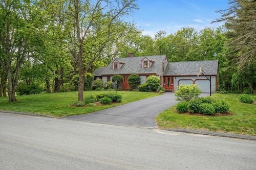 422 River St, Norwell, MA, 02061-2626 | Card Image