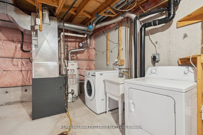 132 Timber Mill Ave, House attached with 3 bedrooms, 2 bathrooms and 1 parking in Whitby ON | Image 23