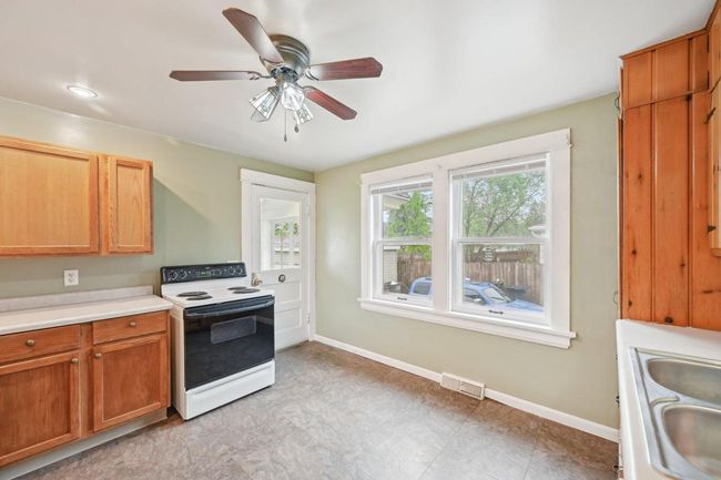 723 S Center Ave, House other with 3 bedrooms, 1 bathrooms and null parking in Jefferson WI | Image 16