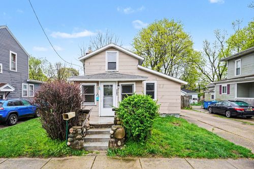 3303 Madison Street, Kalamazoo, MI, 49008 | Card Image