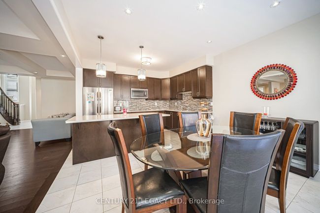 33 Callandar Rd, House other with 4 bedrooms, 3 bathrooms and 4 parking in Brampton ON | Image 21