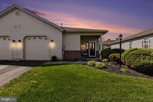 141 Leonard Ln, HARRISBURG, PA, 17111-4777 | Card Image