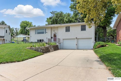 7304 N 39th Ter, Omaha, NE, 68112-2539 | Card Image