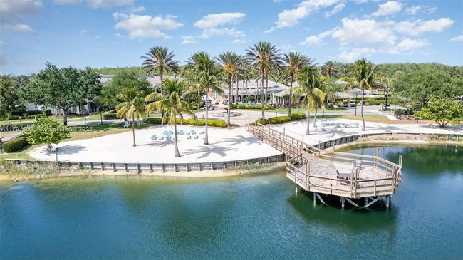 B - 10659 Pelican Preserve Blvd, Condo with 3 bedrooms, 2 bathrooms and null parking in FORT MYERS FL | Image 35