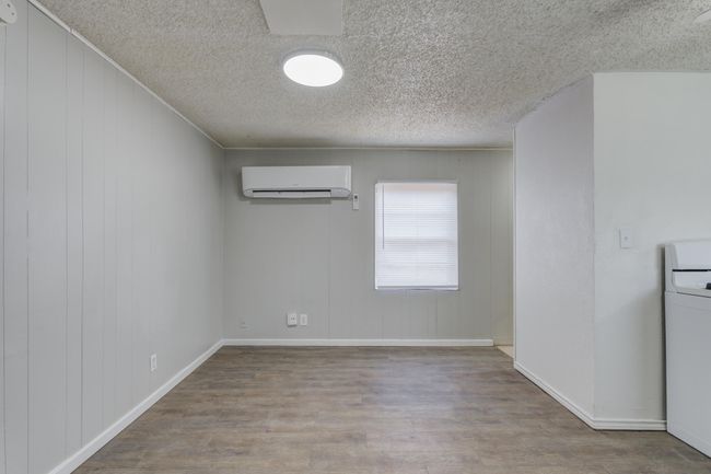 4716 42 Nd St, Home with 4 bedrooms, 3 bathrooms and null parking in Lubbock TX | Image 8