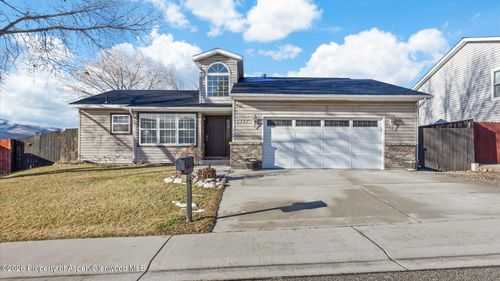 1557 E 12th St, Rifle, CO, 81650-3704 | Card Image