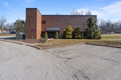 2640 Pitcairn Rd, Monroeville, PA, 15146-3309 | Card Image