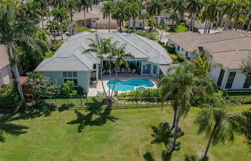 2493 Poinciana Dr, Weston, FL, 33327-1414 | Card Image