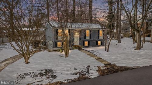 3617 30th St, CHESAPEAKE BEACH, MD, 20732-9261 | Card Image