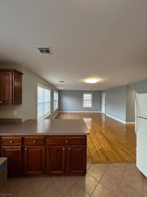 150 Orange St, Bloomfield, NJ, 07003-4704 | Card Image