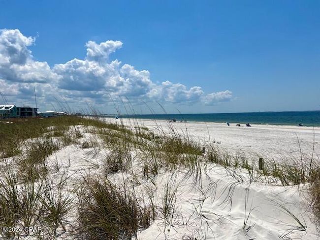 UNIT-300 - 3300 Highway 98, Condo with 3 bedrooms, 3 bathrooms and null parking in Mexico Beach FL | Image 49