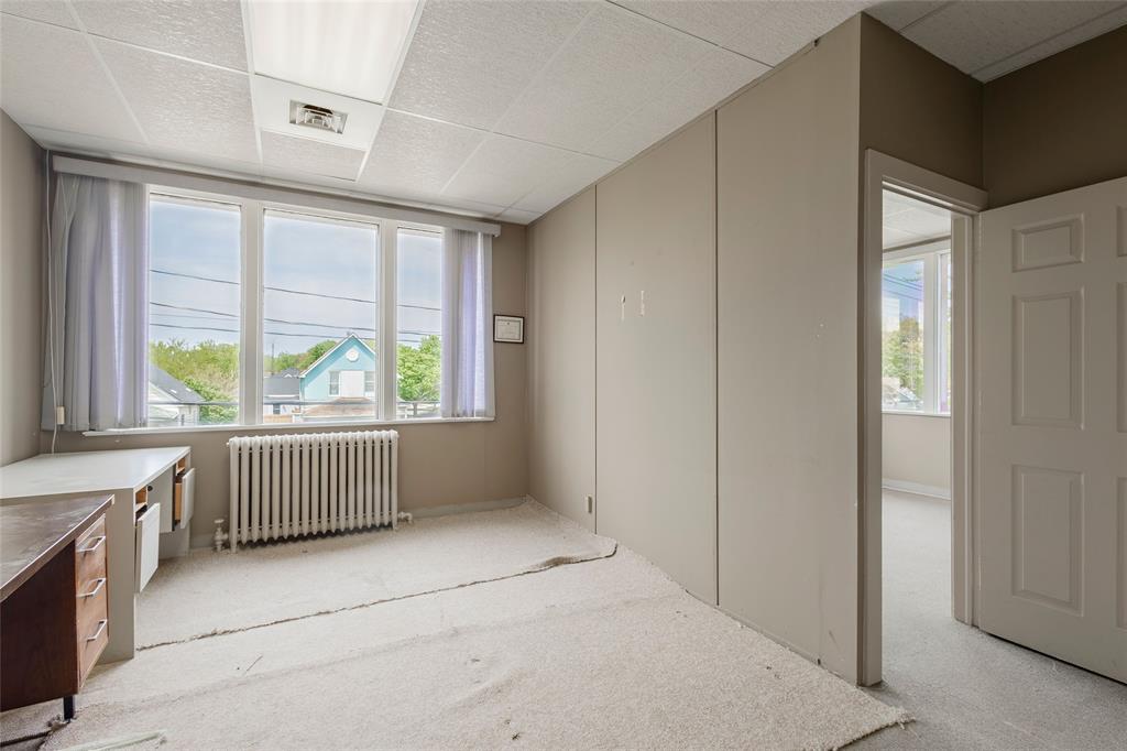Commercial Sale in Sarnia 4