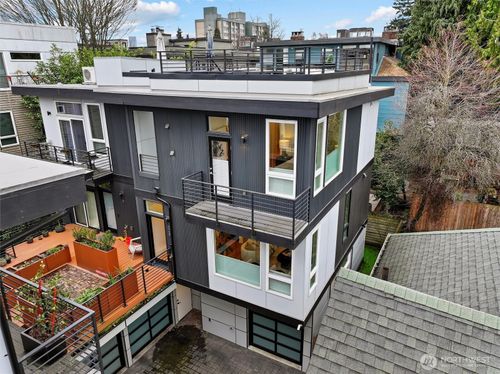 609 15th Ave E, Seattle, WA, 98112-4523 | Card Image