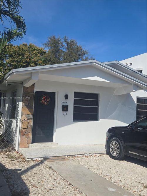 3435 Nw 4th St, Miami, FL, 33125-4042 | Card Image