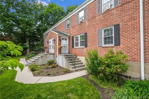 d-293 Manville Rd, Pleasantville, NY, 10570-2129 | Card Image