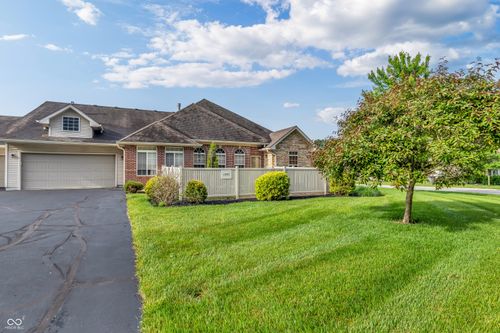 6605 Avila Way, Fishers, IN, 46038-4634 | Card Image