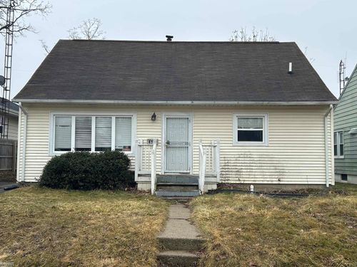 4126 Circle Dr, Flint, MI, 48507-2721 | Card Image