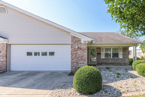 7913 Park Ward Pl, Indianapolis, IN, 46259-7640 | Card Image
