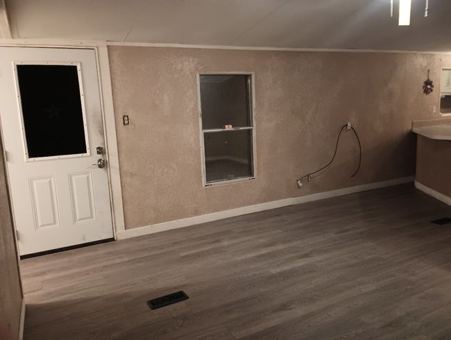 152 Palamino Ct, House other with 2 bedrooms, 2 bathrooms and 5 parking in Paige TX | Image 10