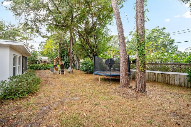 1092 Sousa Dr, House other with 2 bedrooms, 2 bathrooms and null parking in LARGO FL | Image 25
