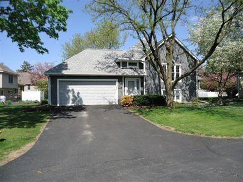 7540 W 111th St, Bloomington, MN, 55438-2472 | Card Image